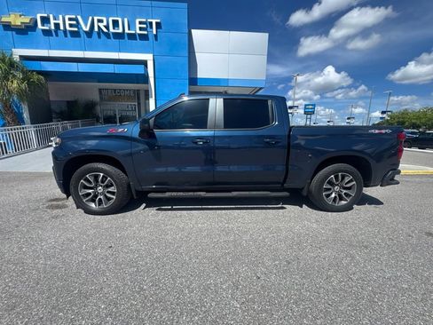 Used 2021 Chevrolet Silverado 1500 RST w/ Z71 Off-Road Package AWD/4WD image 2