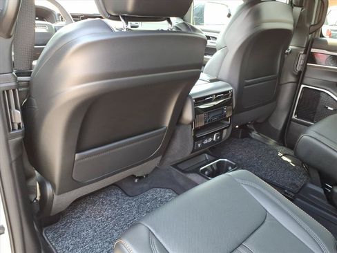 New 2026 Jeep Grand Wagoneer 4WD image 16