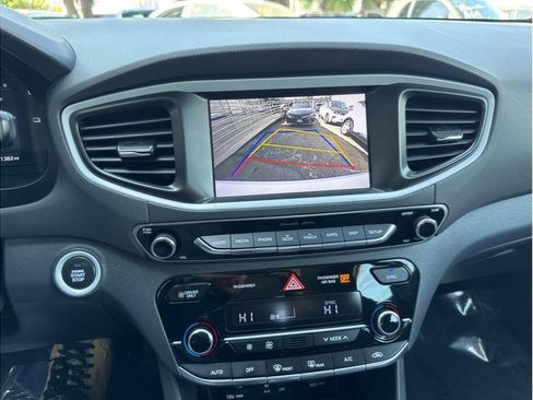 Used 2019 Hyundai Ioniq Blue image 32