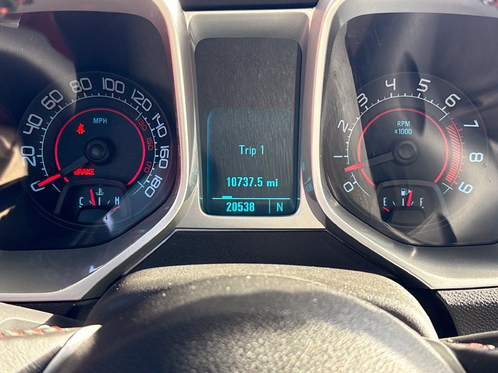 Used 2011 Chevrolet Camaro SS RWD image 7