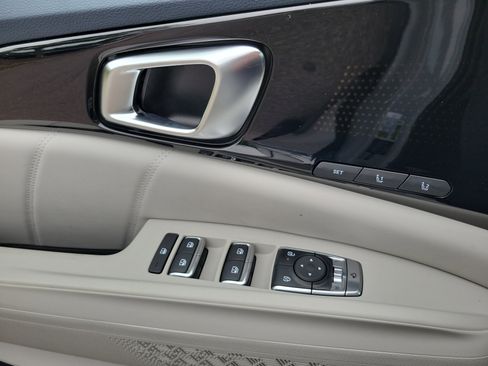 New 2026 Kia Carnival SX Prestige FWD image 20