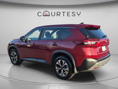Certified 2023 Nissan Rogue SV FWD image 5