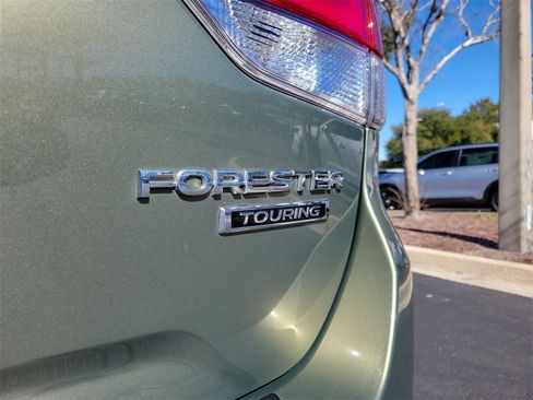 Used 2019 Subaru Forester Touring w/ Popular Package #3 image 10