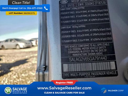 Used 2016 Land Rover LR4 HSE image 16