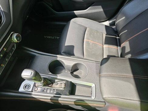 Used 2019 Nissan Altima 2.5 SR image 14