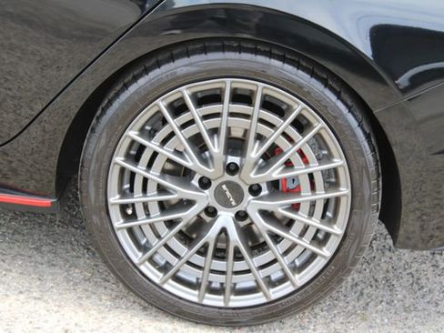 Used 2022 Hyundai Elantra N Base image 6