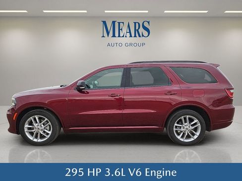 Used 2024 Dodge Durango GT image 3