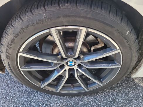 Used 2019 BMW 330i Sedan RWD image 10