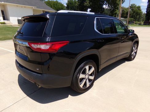 Used 2018 Chevrolet Traverse LT image 29