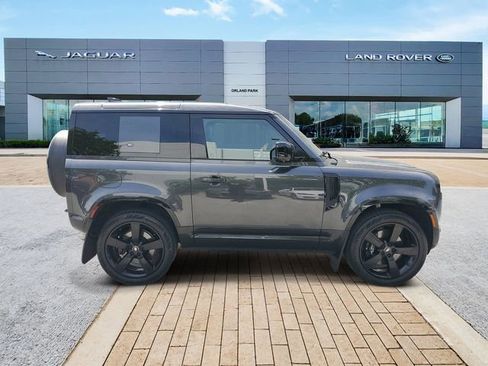 Certified 2024 Land Rover Defender 90 V8 AWD/4WD image 3