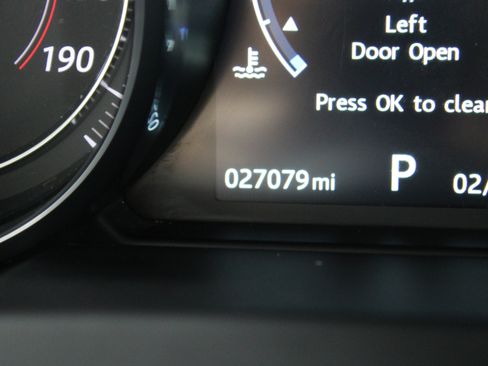 Used 2016 Jaguar F-TYPE Convertible RWD image 11