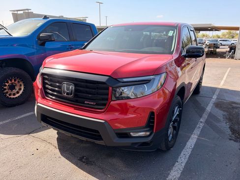 Used 2022 Honda Ridgeline Sport image 2