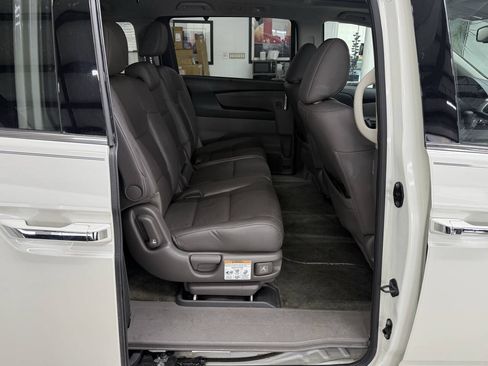 Used 2017 Honda Odyssey Touring image 14
