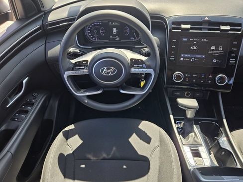 Certified 2024 Hyundai Tucson SE FWD image 13