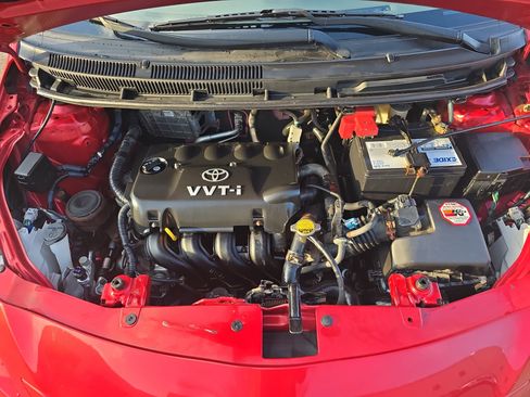 Used 2009 Toyota Yaris Sedan image 32