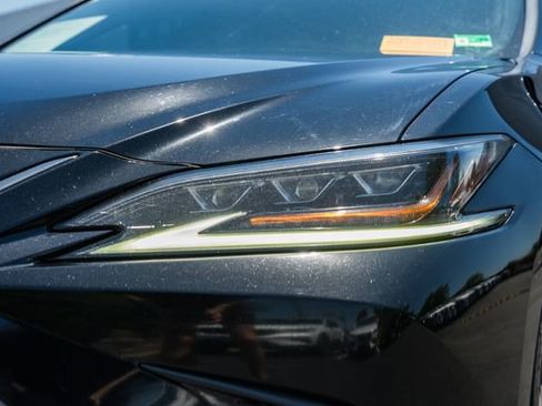 Used 2019 Lexus ES 350 F Sport w/ Accessory Package FWD image 13