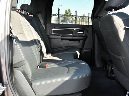 Used 2025 RAM 2500 Big Horn image 44