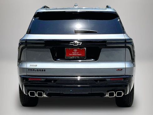 Used 2024 Chevrolet Traverse RS w/ LPO, Floor Liner Package FWD image 6