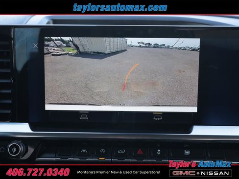 Used 2023 Chevrolet Silverado 1500 LT AWD/4WD image 17