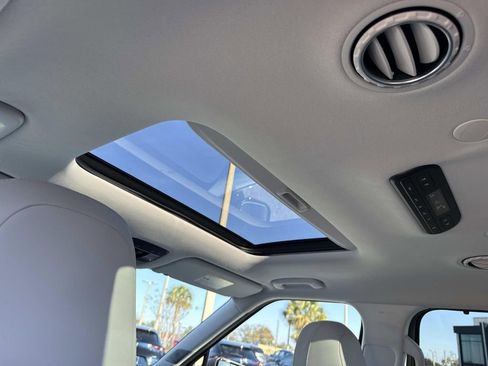 Used 2026 Hyundai Palisade Calligraphy image 19