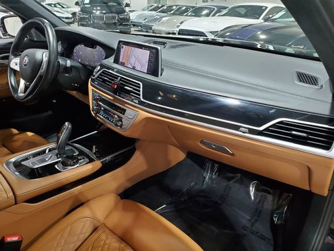 Used 2022 BMW ALPINA B7 xDrive image 15
