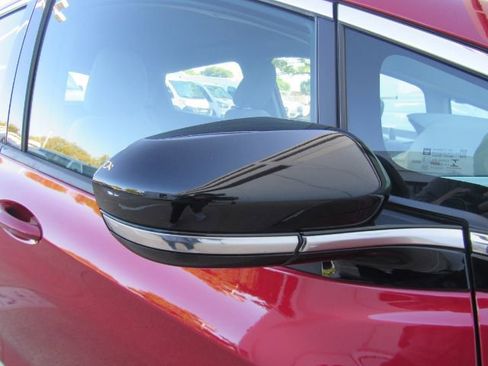 Used 2020 Chevrolet Bolt LT image 20