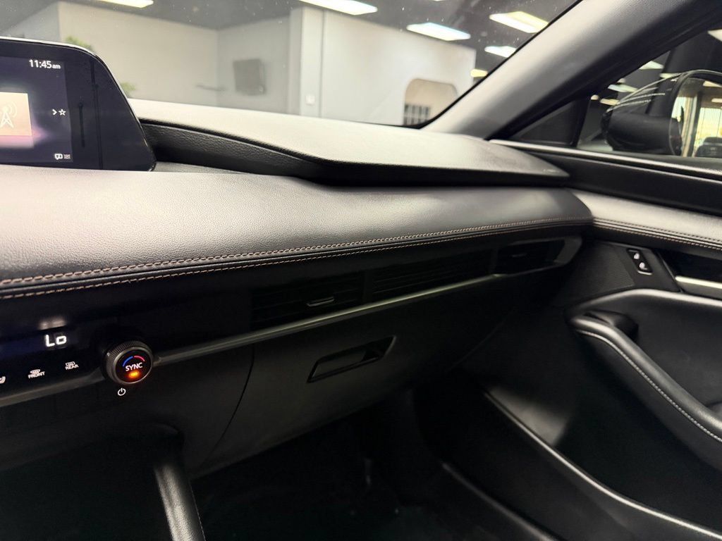 Used 2025 MAZDA MAZDA3 s Sport FWD image 27