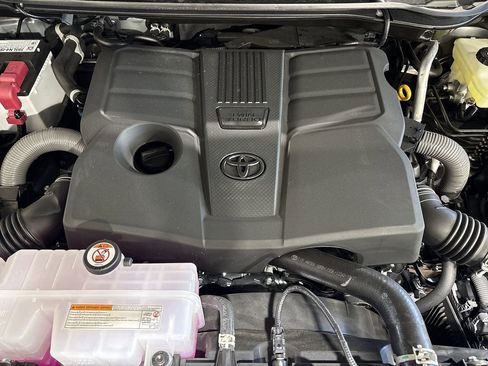 New 2026 Toyota Tundra Limited image 27