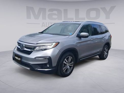 Used 2019 Honda Pilot Touring image 1