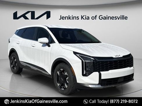 New 2026 Kia Sportage LX FWD image 1