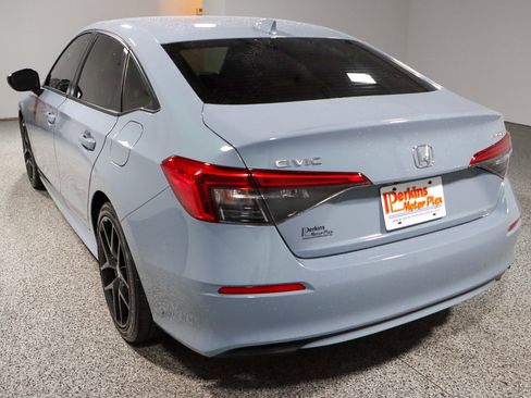 Used 2024 Honda Civic Sport image 9