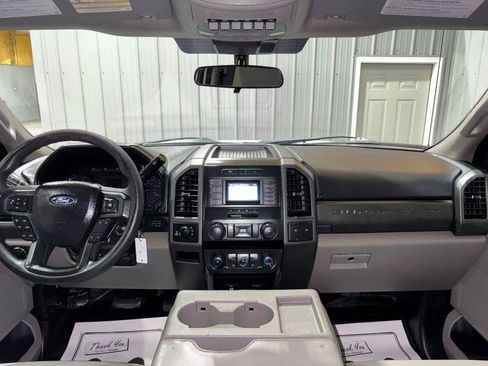 Used 2020 Ford F250 XL w/ Power Equipment Group AWD/4WD image 17