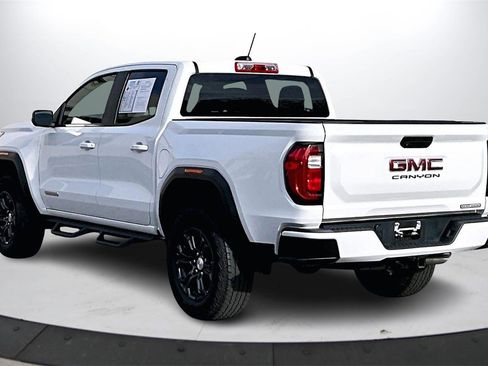 Used 2024 GMC Canyon Elevation w/ Trailering Package image 7
