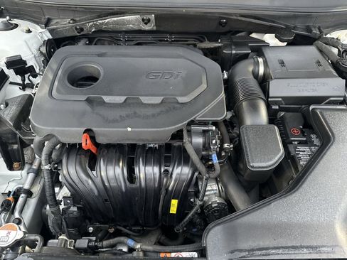 Used 2018 Hyundai Sonata Limited image 26