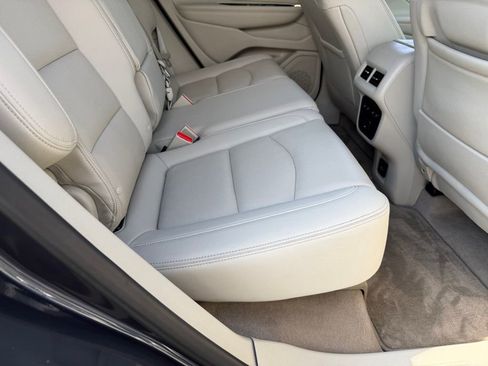 Used 2018 GMC Terrain Denali w/ Comfort Package image 38