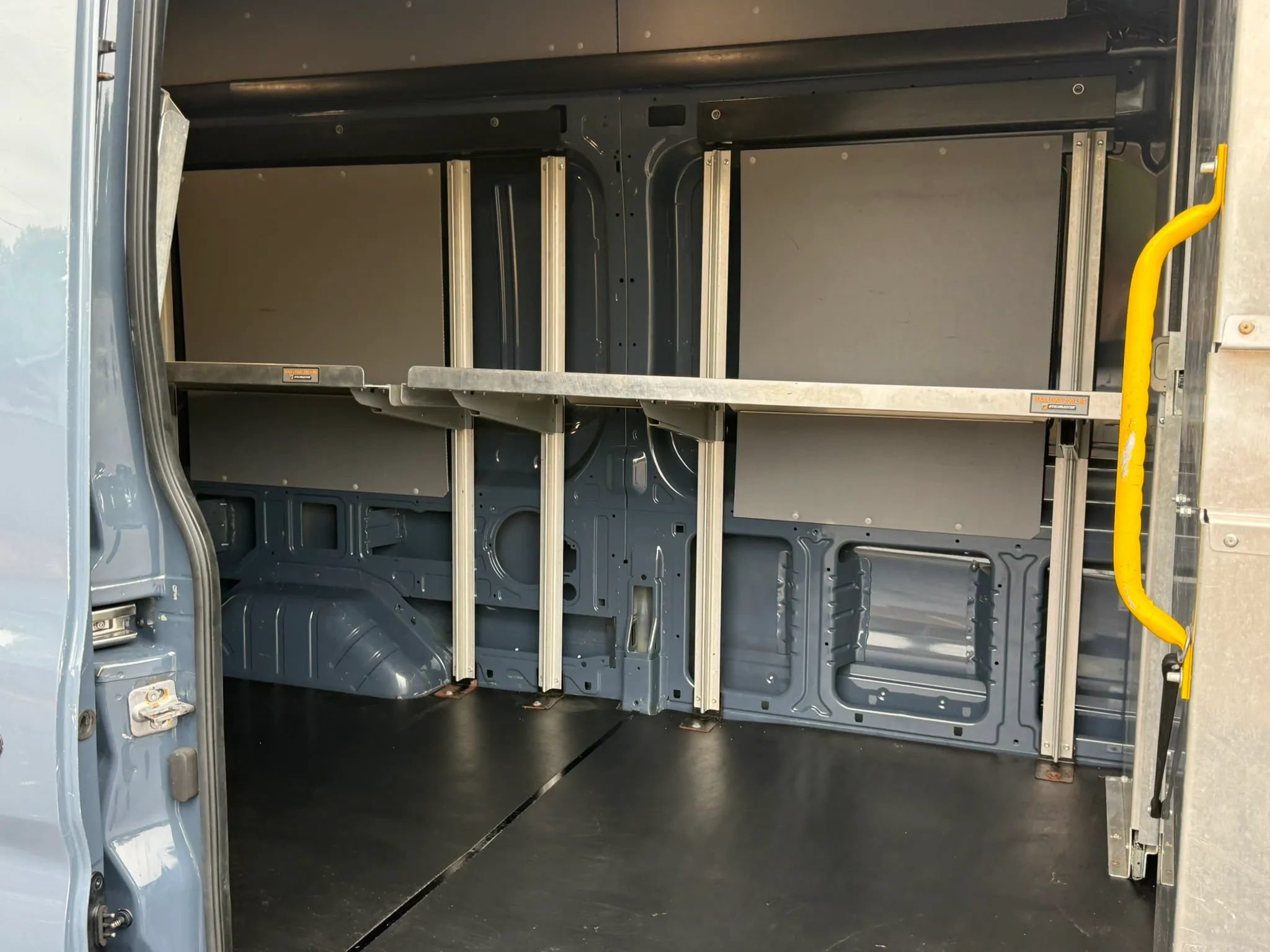 Used 2020 Ford Transit 250 148 High Roof Extended RWD image 20