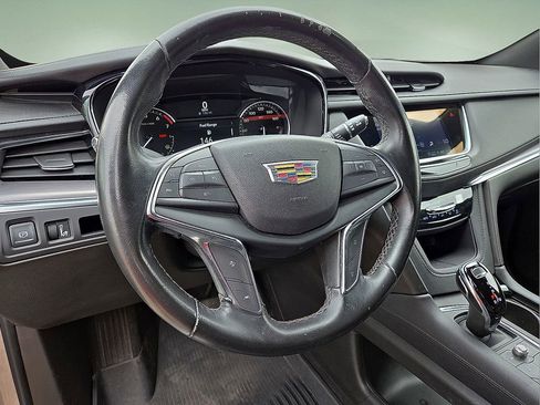 Used 2023 Cadillac XT5 Luxury w/ LPO, Floor Liner Package FWD image 25