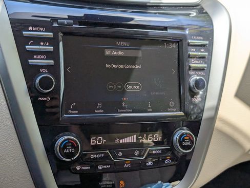 Used 2020 Nissan Murano SV image 30