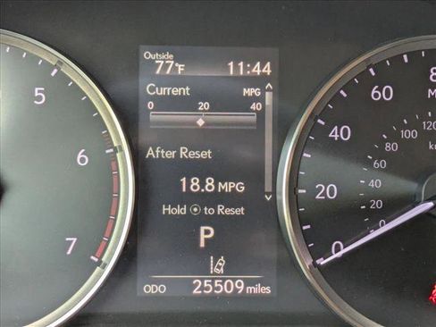 Used 2019 Lexus IS 300 image 11