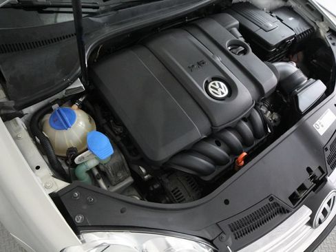 Used 2010 Volkswagen Jetta Limited Edition FWD image 44