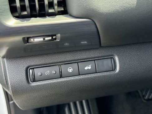 New 2026 Nissan Pathfinder Rock Creek AWD/4WD image 26