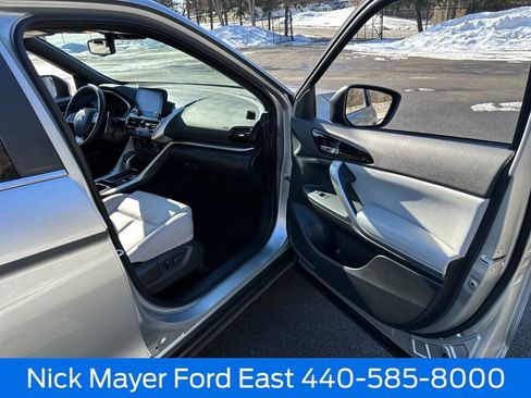 Used 2024 Mitsubishi Eclipse Cross SEL image 9