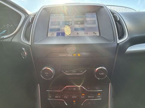 Used 2019 Ford Edge SEL w/ Equipment Group 201A image 19
