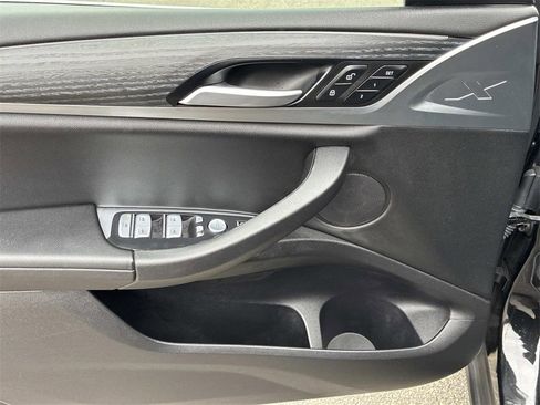 Used 2024 BMW X3 xDrive30i image 23