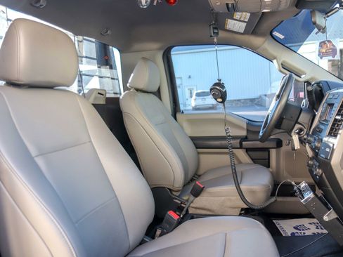 Used 2022 Ford F550 4x4 Regular Cab Super Duty w/ Power Equipment Group image 15