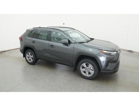 Certified 2025 Toyota RAV4 XLE image 34