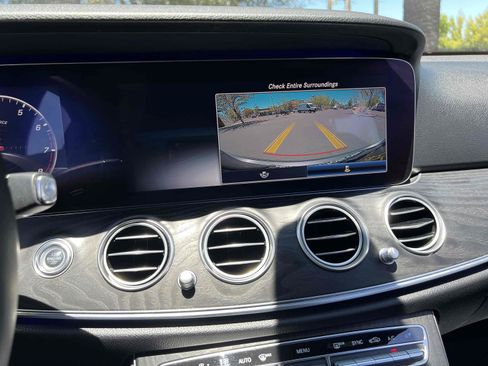 Used 2020 Mercedes-Benz E 350 Sedan image 10