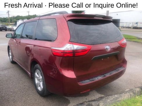 Used 2020 Toyota Sienna LE FWD image 3