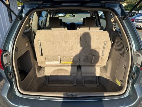 Used 2007 Toyota Sienna CE image 5