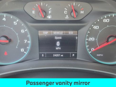 Used 2023 Chevrolet Equinox LS FWD image 33